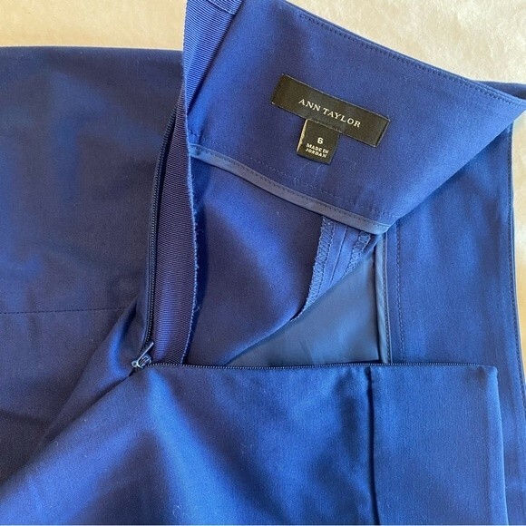 Ann Taylor Blue Mini Skirt Slash Pockets Luxurious Fabric Spandex Size 6 - Picture 5 of 9